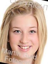 Person who looks like Ashley Tisdale