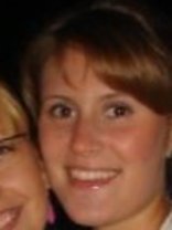 Person who looks like Julie Bowen