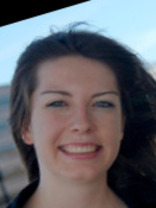 Person who looks like Lauren Graham