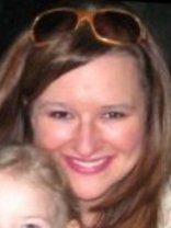 Person who looks like Nicholle Tom