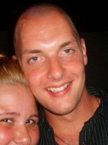 Person who looks like Peter Berg