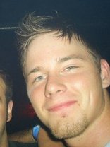 Person who looks like Kyle Brandt