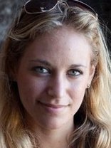 Person who looks like Kiera Chaplin