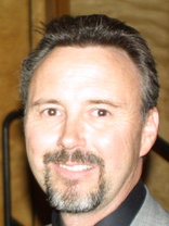 Person who looks like Gil Bellows