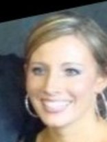 Person who looks like Sarah Chalke