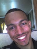 Person who looks like Henry Simmons