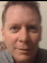 Person who looks like Kiefer Sutherland