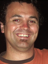 Person who looks like Mark Ruffalo