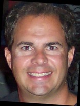 Person who looks like Narciso Rodriguez