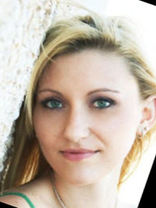 Person who looks like Naomi Watts