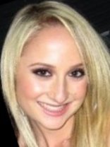 Person who looks like Ashley Tisdale