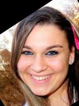 Person who looks like Kelly Clarkson