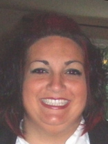 Person who looks like Gloria Estefan