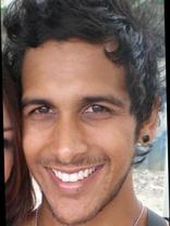 Person who looks like Kyan Douglas