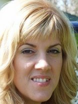 Person who looks like Maeve Quinlan