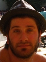 Person who looks like Joseph Fiennes