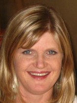 Person who looks like Bonnie Hunt