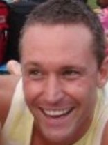 Person who looks like Mark-Paul Gosselaar