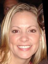 Person who looks like Eva LaRue