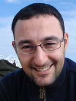 Person who looks like Jean Reno