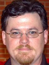 Person who looks like David Denman