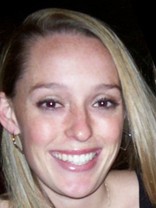 Person who looks like Piper Perabo