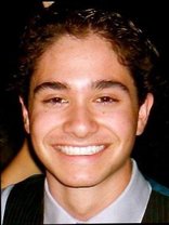 Person who looks like Zachary Levi