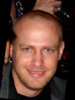 Person who looks like Ian Ziering