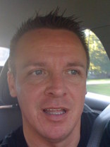 Person who looks like Kiefer Sutherland