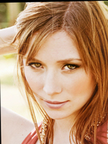 Person who looks like Gwyneth Paltrow