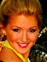 Person who looks like Gwen Stefani