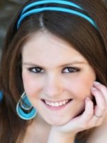 Person who looks like Emily Deschanel