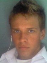 Person who looks like Ryan Phillippe