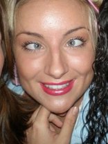 Person who looks like Kathy Griffin