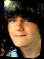 Person who looks like Drake Bell