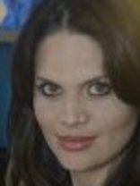 Person who looks like Kari Wuhrer