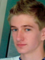 Person who looks like Alex Pettyfer