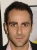 Person who looks like Nestor Carbonell