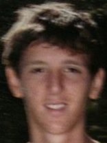 Person who looks like Kyle Chandler