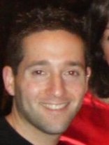 Person who looks like Noah Wyle