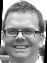 Person who looks like Elton John