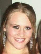 Person who looks like Carrie Underwood