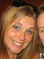 Person who looks like Jennifer Hawkins