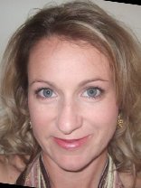 Person who looks like Teri Polo