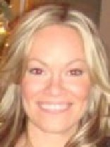 Person who looks like Pamela Anderson