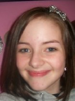 Person who looks like Scarlett Pomers