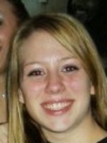 Person who looks like Hilary Duff