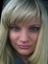 Person who looks like Anna Faris