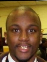 Person who looks like Henry Simmons