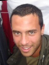 Person who looks like Anthony Edwards